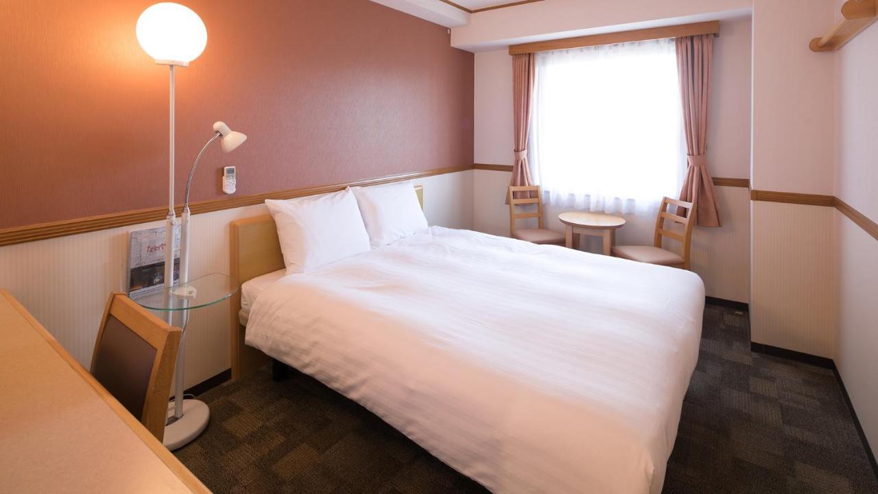 Toyoko Inn Aioi Eki Shinkansen Guchi Екстериор снимка
