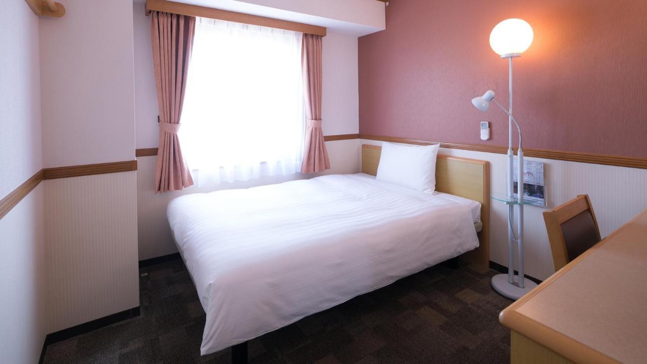 Toyoko Inn Aioi Eki Shinkansen Guchi Екстериор снимка