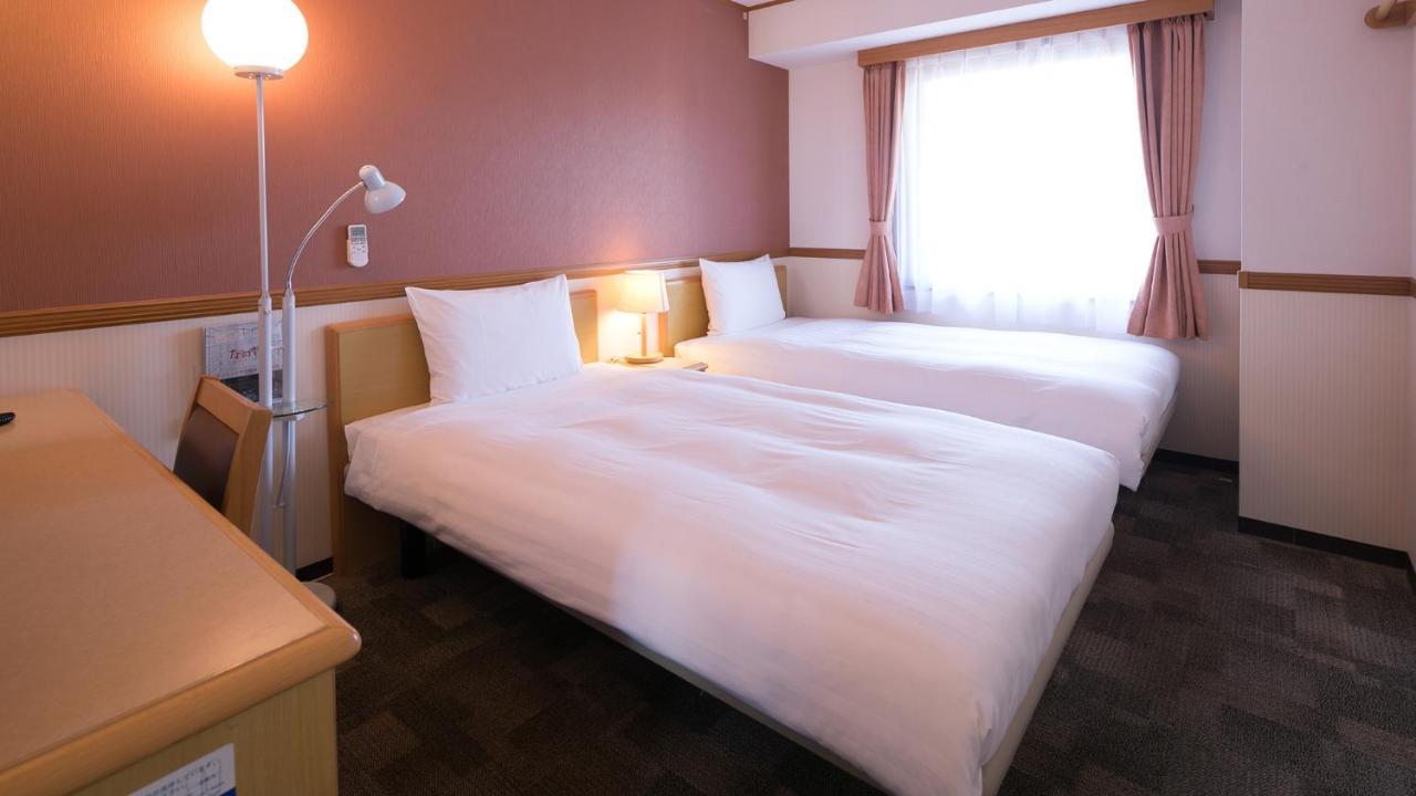 Toyoko Inn Aioi Eki Shinkansen Guchi Екстериор снимка