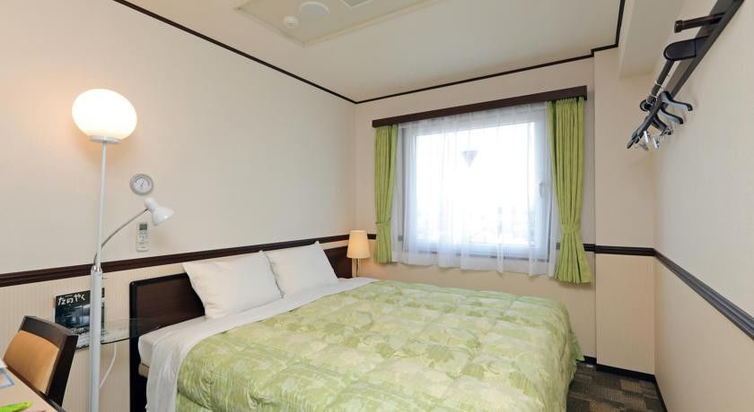 Toyoko Inn Aioi Eki Shinkansen Guchi Екстериор снимка