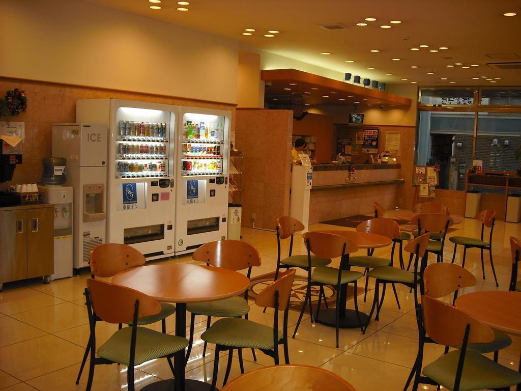 Toyoko Inn Aioi Eki Shinkansen Guchi Екстериор снимка