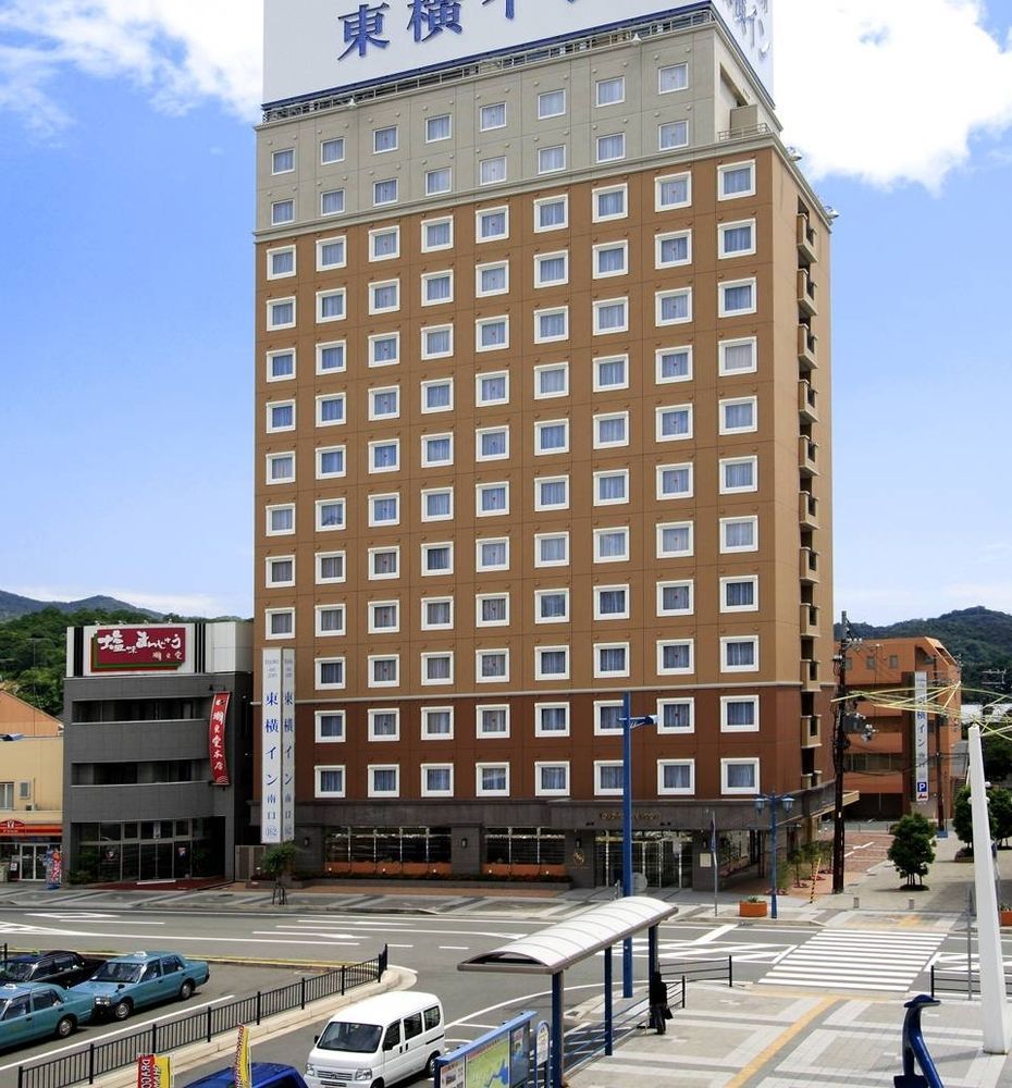 Toyoko Inn Aioi Eki Shinkansen Guchi Екстериор снимка